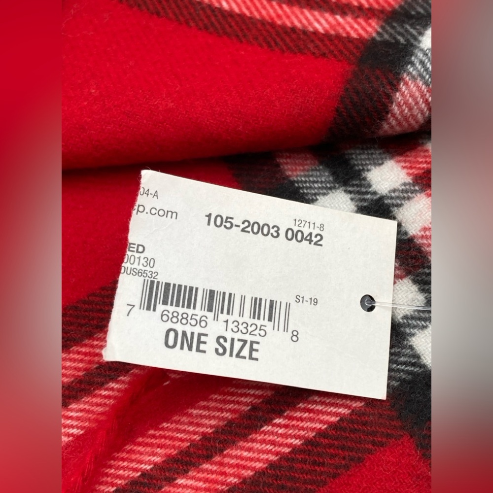 Cashmink Scarf V Fraas Red Plaid Pattern Acrylic with Fringe Soft NEW - Picture 4 of 6